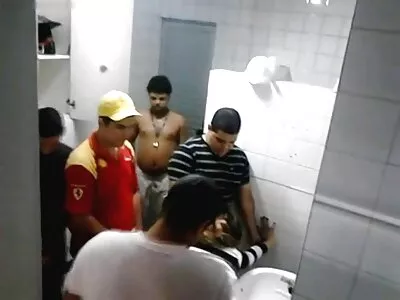 Nóng cô bé là xec nhat khong che làm hài lòng cô ấy ông chủ